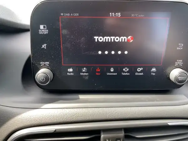 FIAT TIPO (10/15)