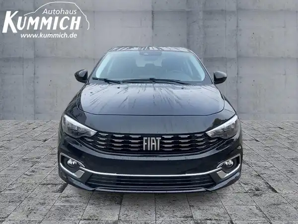 FIAT TIPO (2/15)
