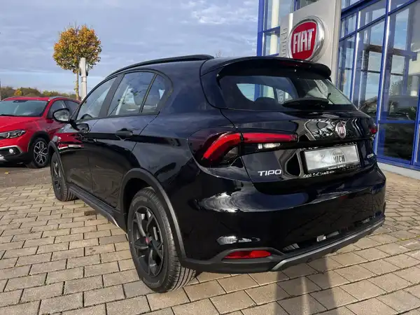 FIAT TIPO (2/12)