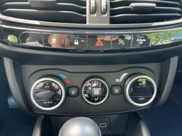 FIAT TIPO (14/15)