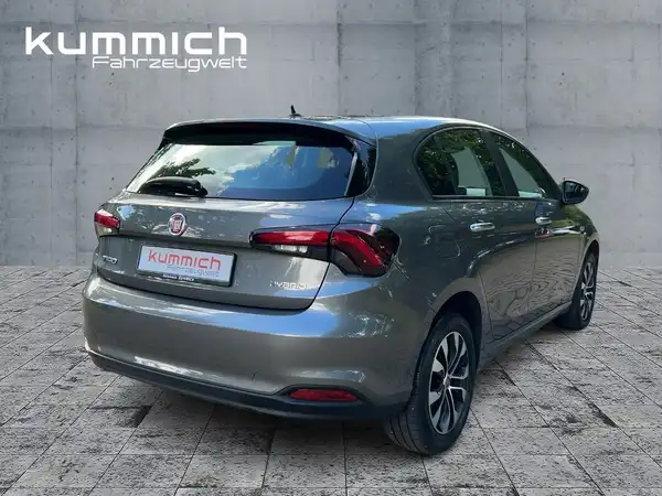 FIAT TIPO (4/15)