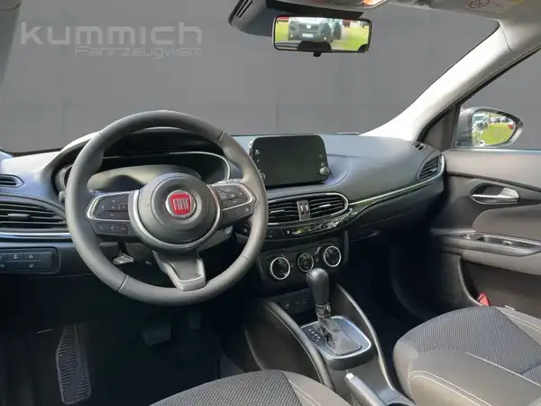 FIAT TIPO (8/15)