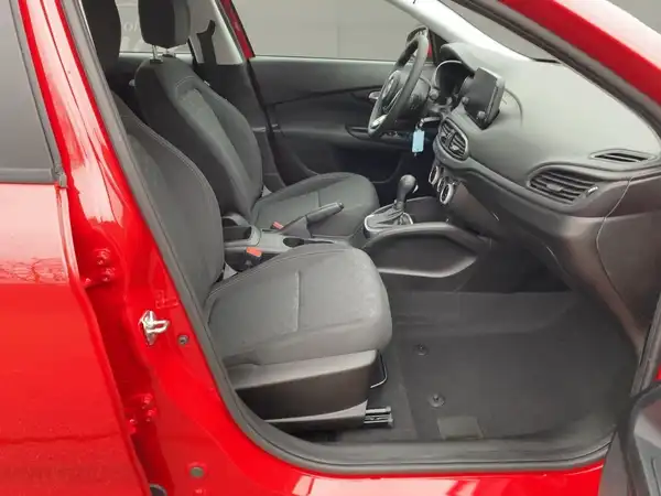 FIAT TIPO (11/15)