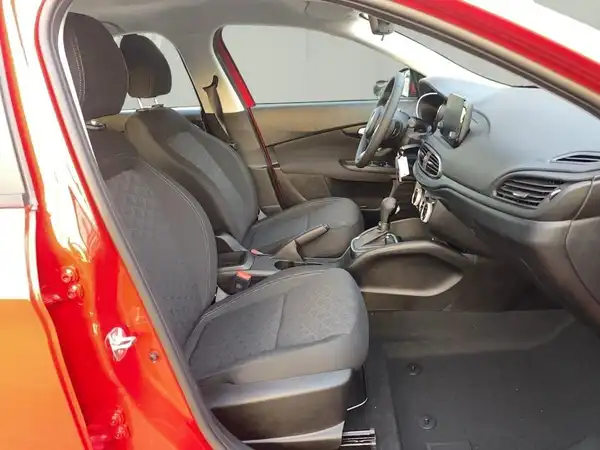 FIAT TIPO (12/15)