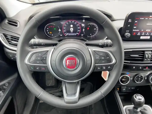 FIAT TIPO (9/14)