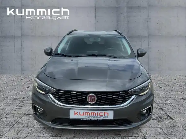 FIAT TIPO (2/15)