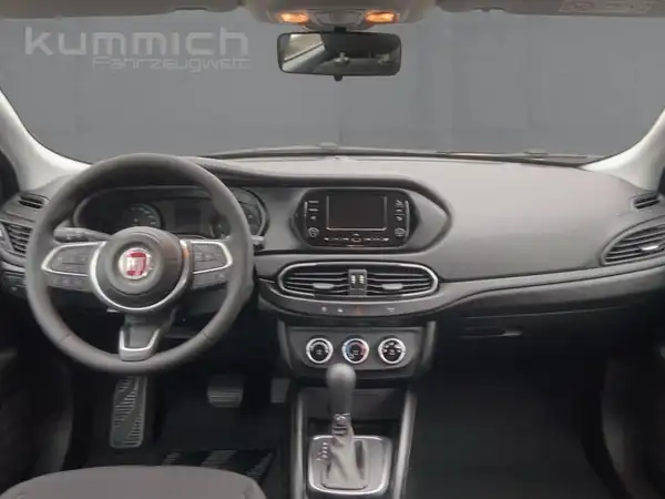 FIAT TIPO (8/15)