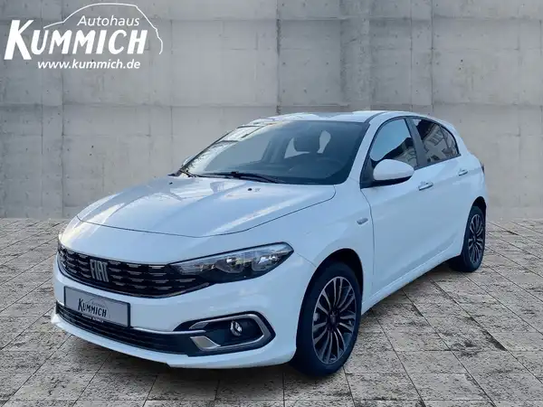 FIAT TIPO (1/15)