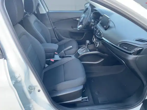 FIAT TIPO (11/15)