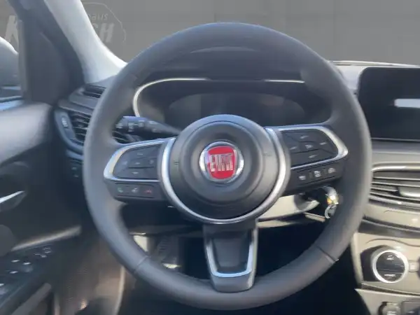 FIAT TIPO (9/14)