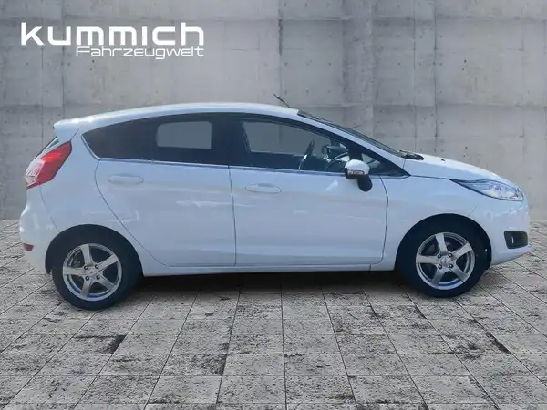 FORD FIESTA (3/15)