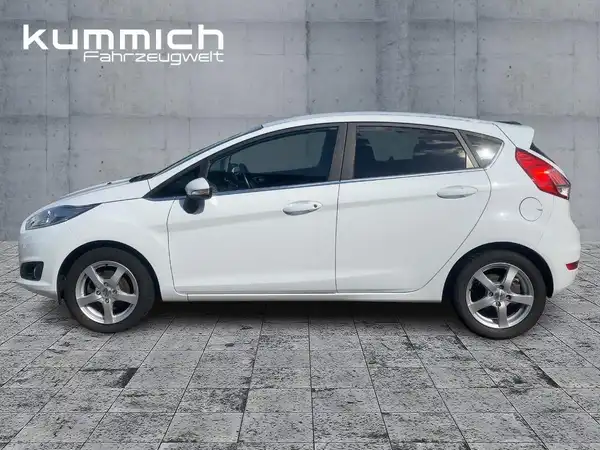 FORD FIESTA (6/15)