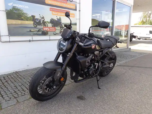 HONDA CB1000R (2/9)