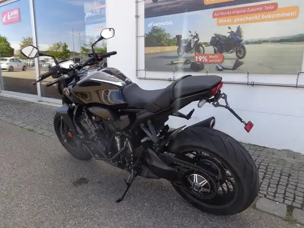 HONDA CB1000R (3/9)