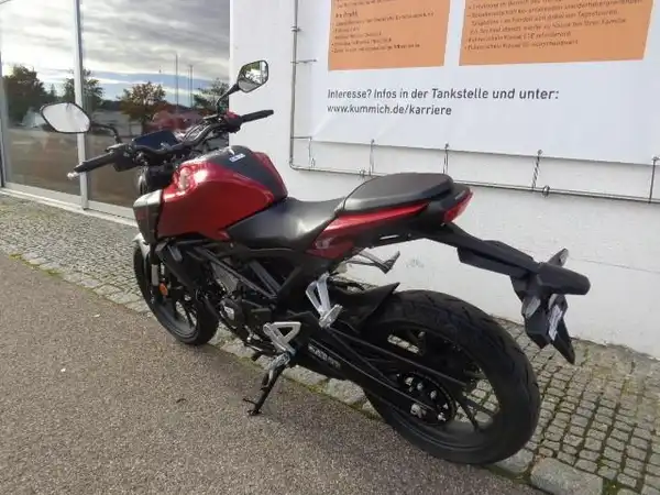 HONDA CB125R (3/7)