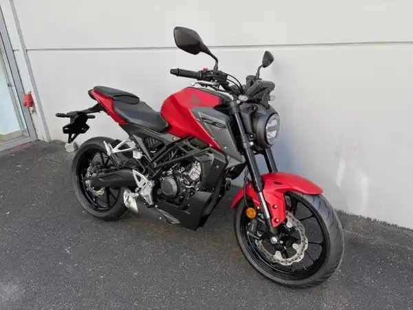 HONDA CB125R (2/6)
