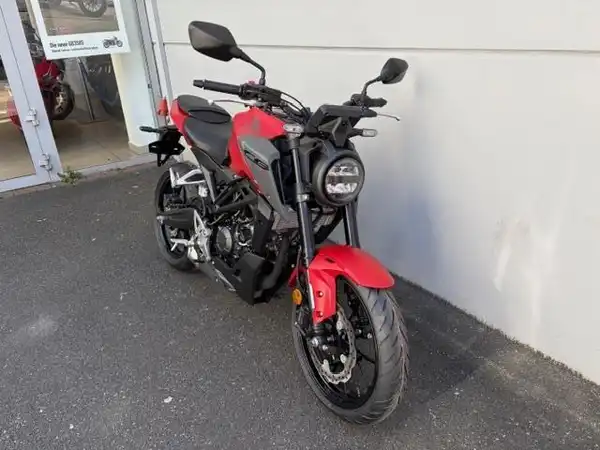 HONDA CB125R (5/6)