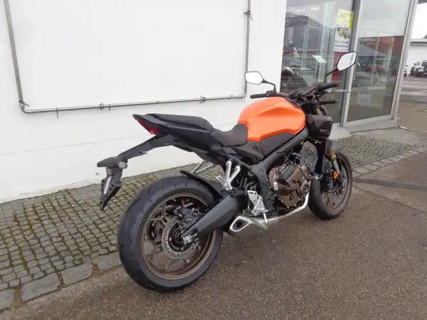 HONDA CB650R (5/8)