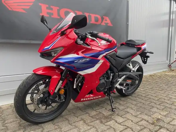 HONDA CBR500R (2/7)