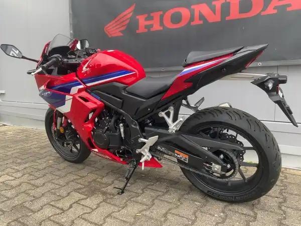 HONDA CBR500R (3/7)