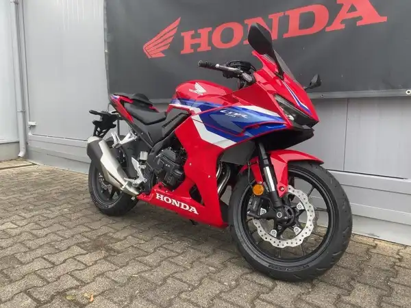 HONDA CBR500R (6/7)