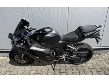 HONDA CBR600RR (1/7)
