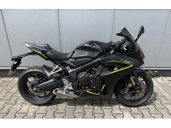 HONDA CBR650R (4/8)