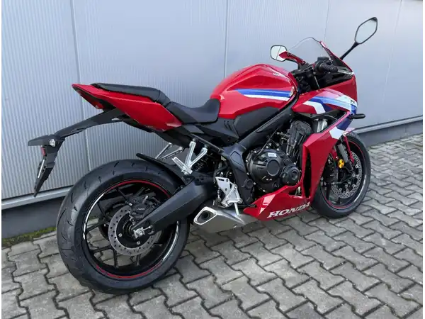 HONDA CBR650R (6/7)