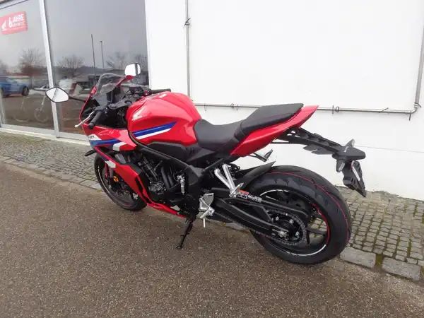HONDA CBR650R (3/8)