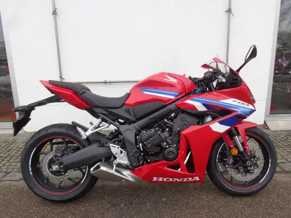 HONDA CBR650R (4/8)