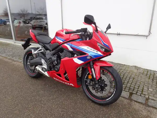HONDA CBR650R (6/8)