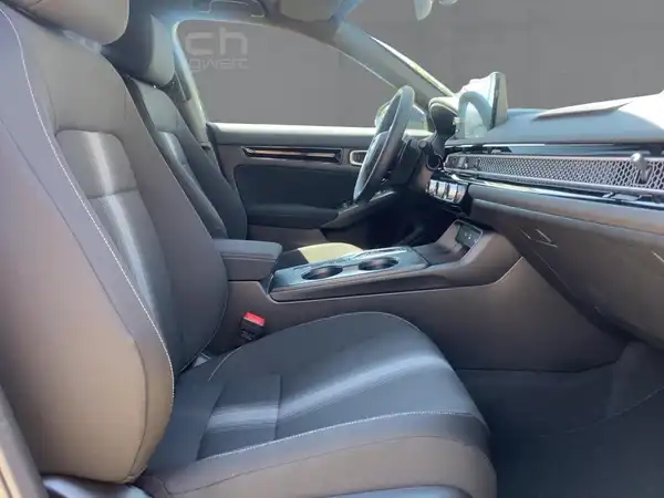 HONDA CIVIC ELEGANCE (11/15)