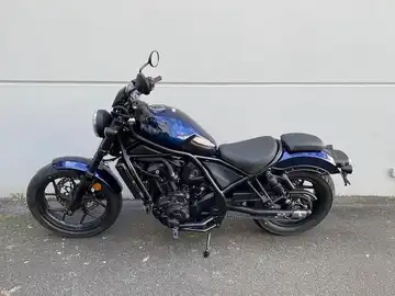HONDA CMX1100 Rebel (1/6)