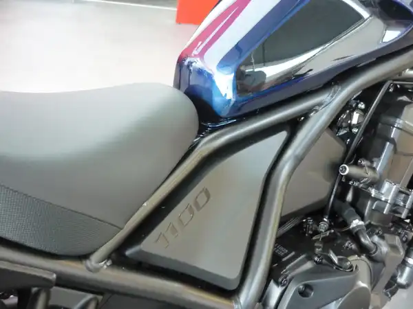 HONDA CMX1100 Rebel (7/8)