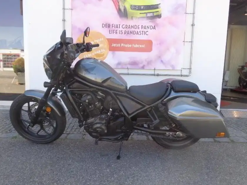 HONDA CMX1100T Rebel (1/7)