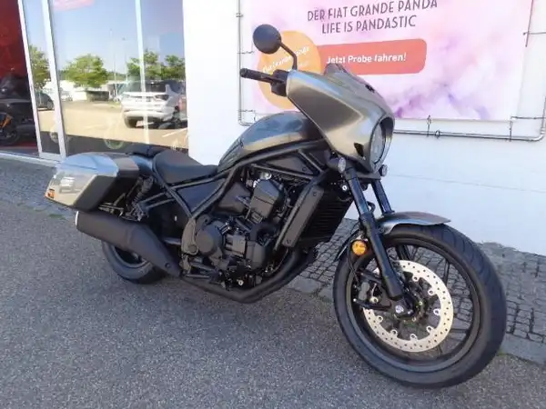 HONDA CMX1100T Rebel (6/7)