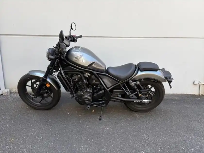 HONDA CMX1100 (1/6)