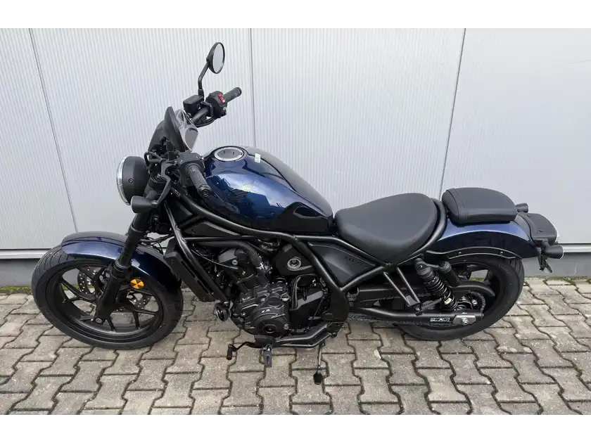 HONDA CMX1100 Rebel (1/7)