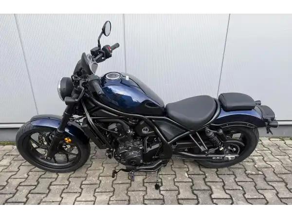 HONDA CMX1100 Rebel (1/7)