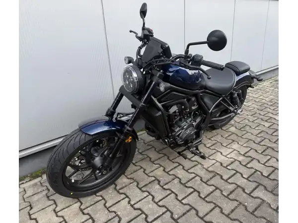 HONDA CMX1100 Rebel (2/7)