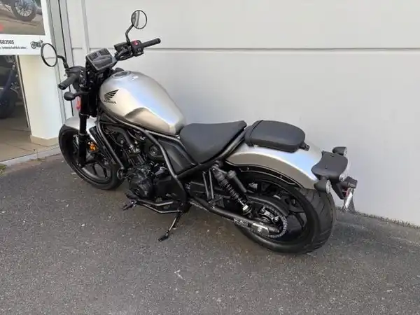 HONDA CMX1100 Rebel (3/5)