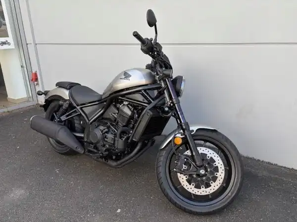 HONDA CMX1100 Rebel (4/5)