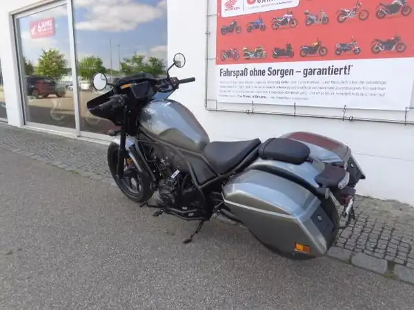 HONDA CMX1100 Rebel (3/8)