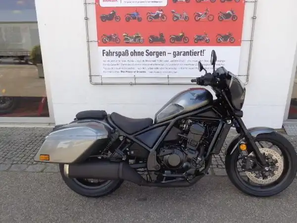 HONDA CMX1100 Rebel (4/8)