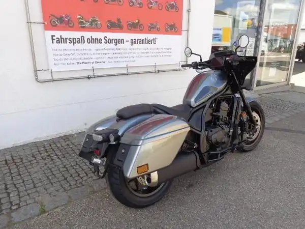 HONDA CMX1100 Rebel (5/8)