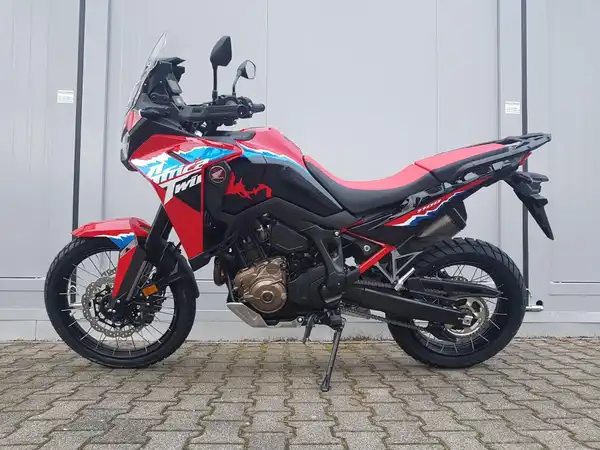 HONDA CRF1100L (1/7)
