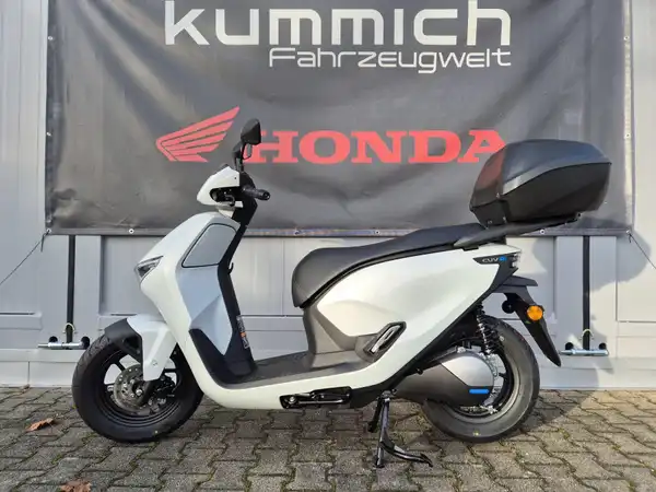 HONDA CUV e (1/7)