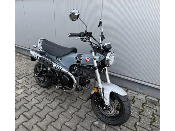 HONDA DAX (5/7)
