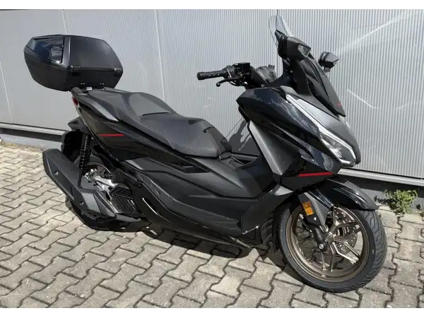 HONDA FORZA 125 (5/7)