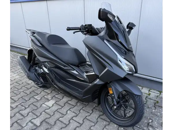 HONDA FORZA 125 (5/7)